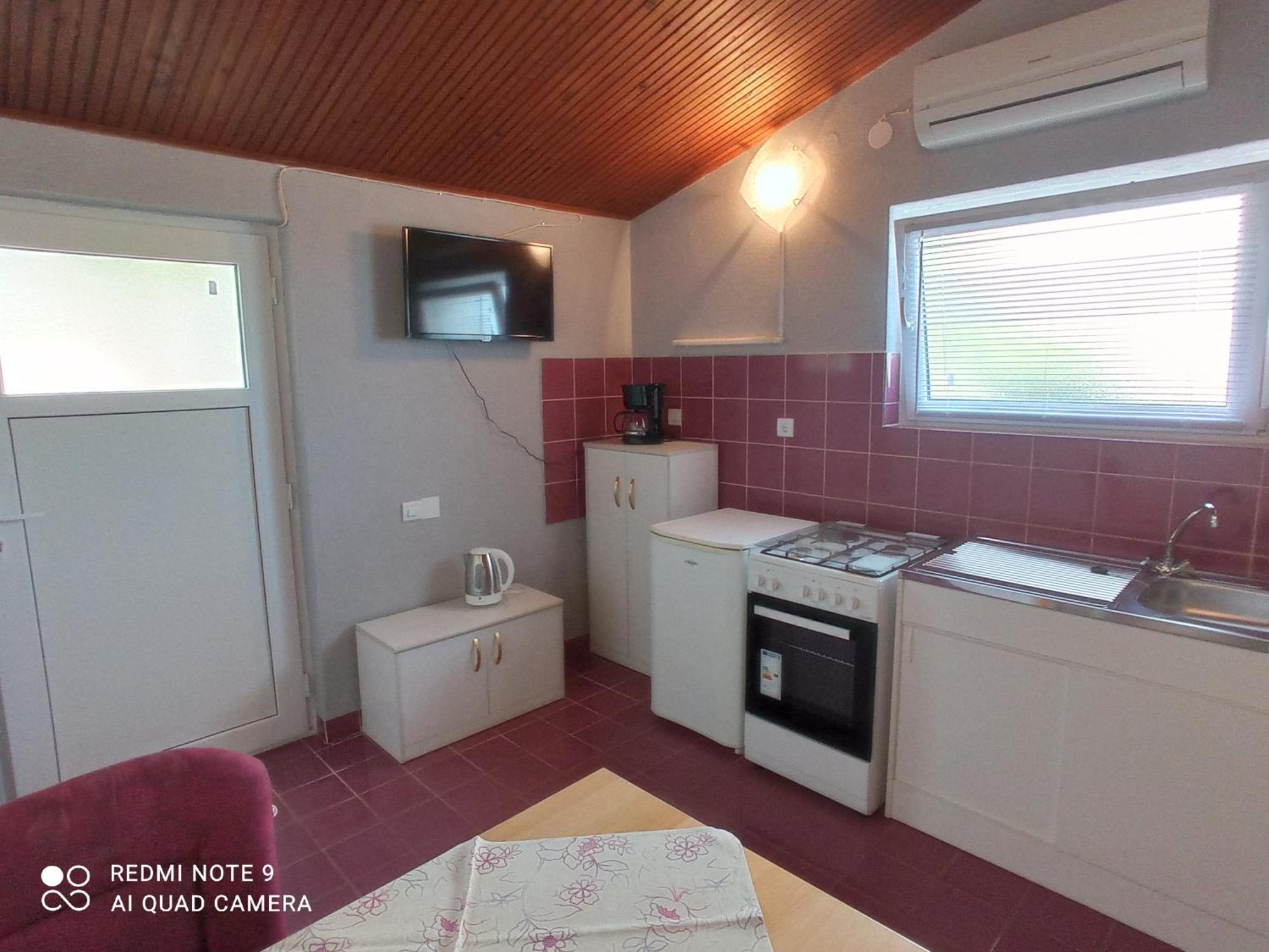 Studio Apartman Premantura Extérieur photo