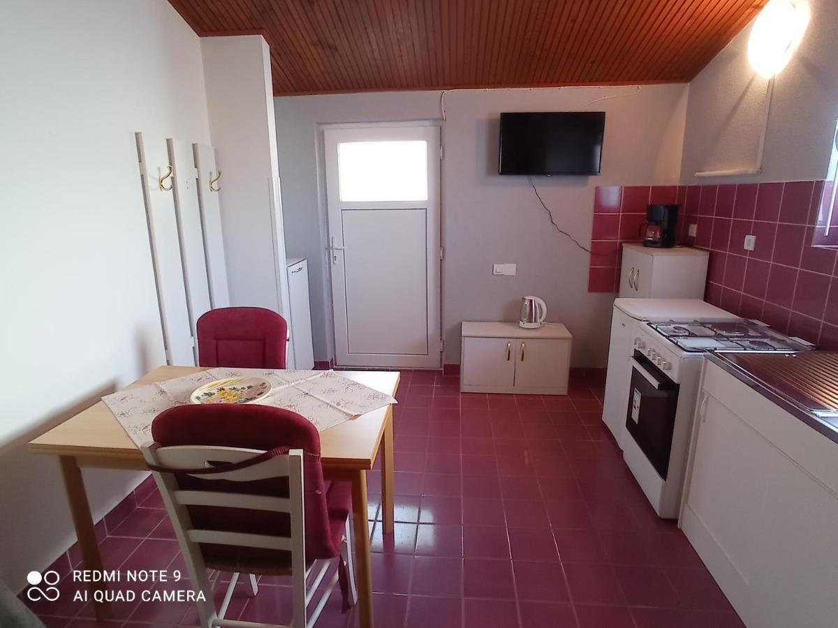 Studio Apartman Premantura Extérieur photo