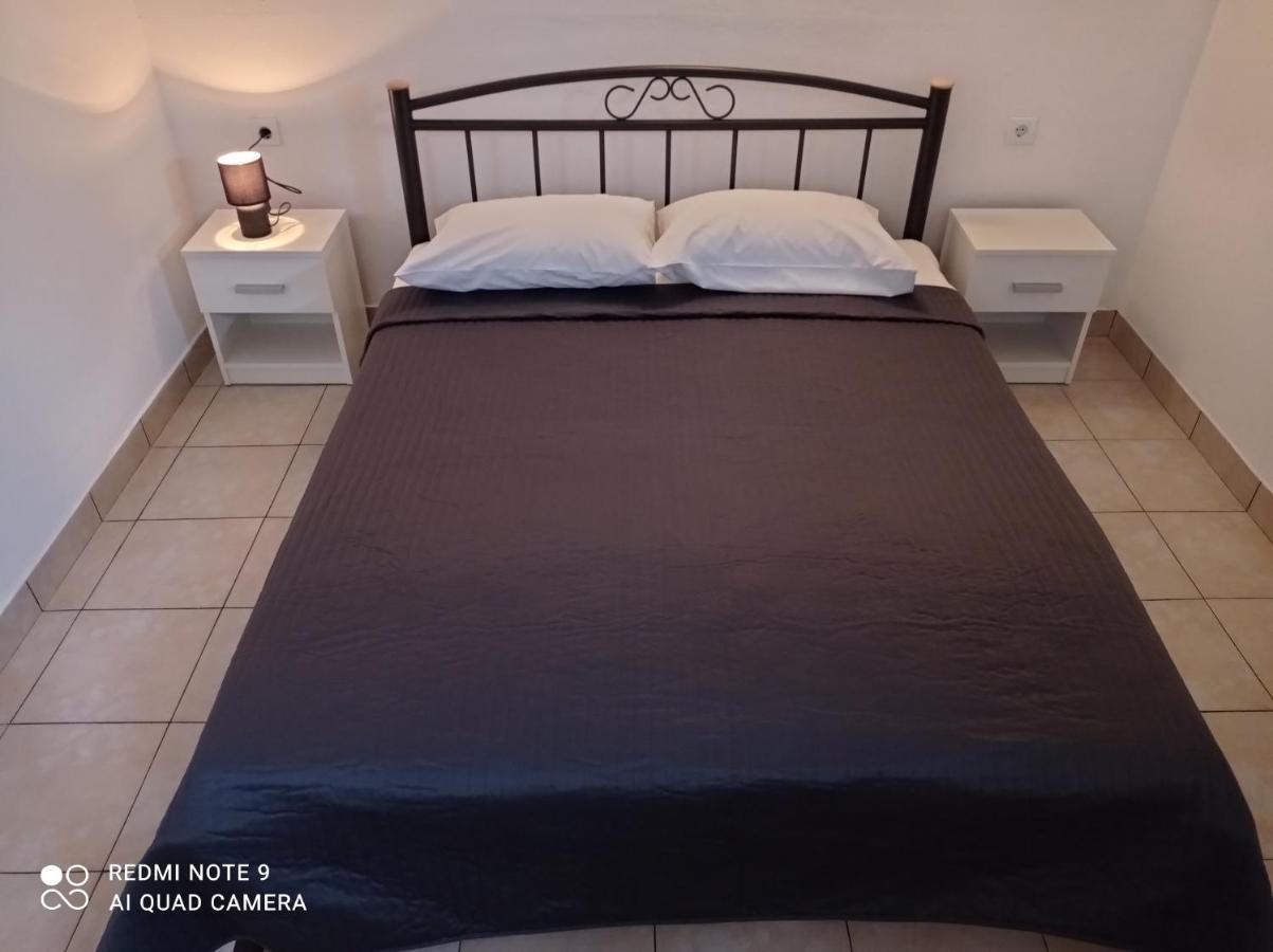 Studio Apartman Premantura Extérieur photo