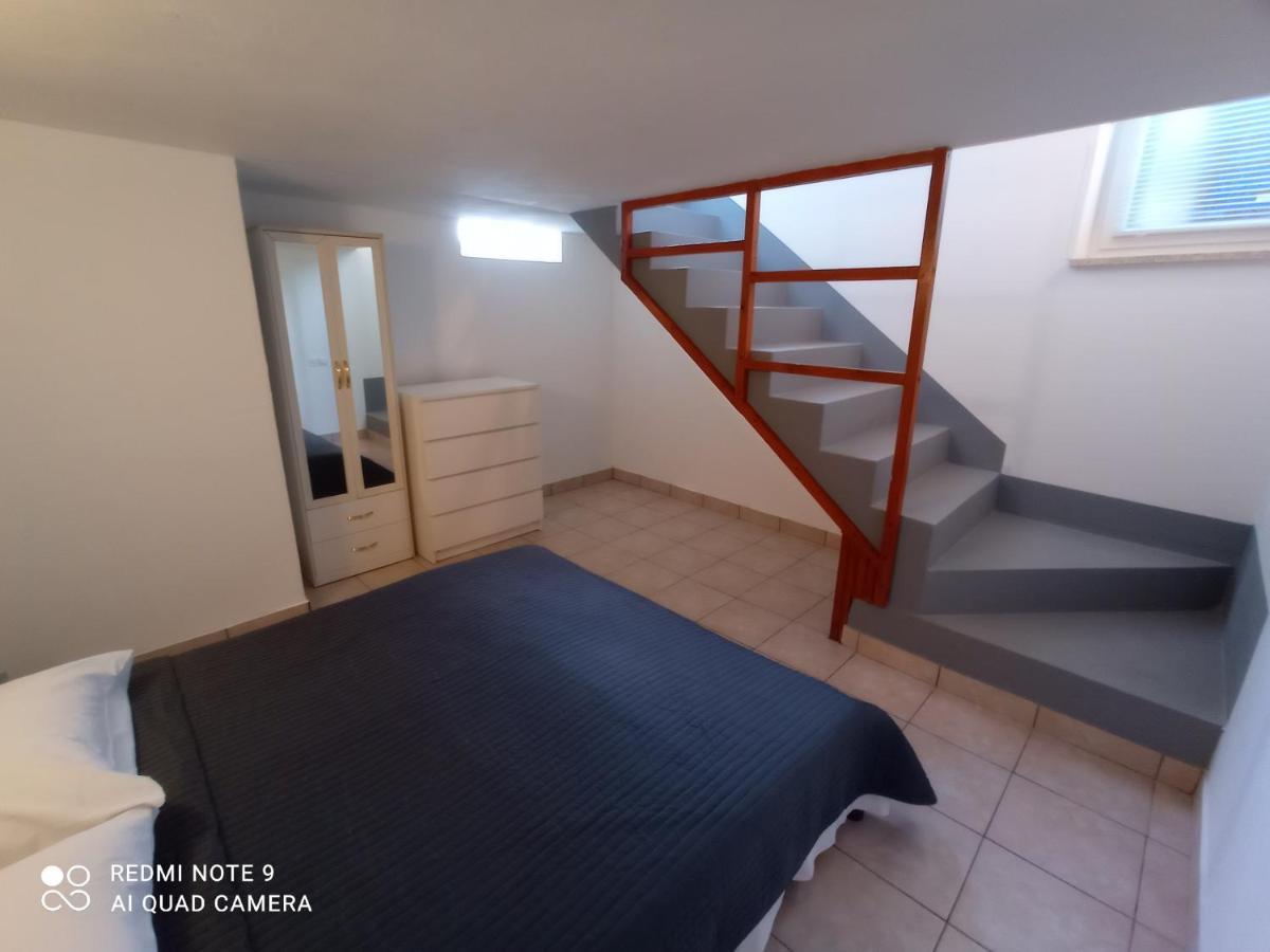 Studio Apartman Premantura Extérieur photo